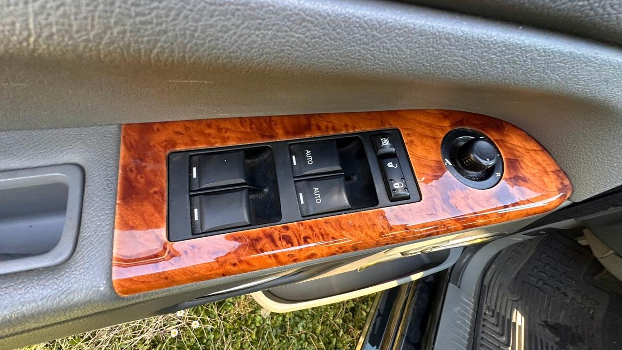 Jeep Grand Cherokee 3.0 V6 CRD Overland 2007 AUTOMATICO ottime condizioni