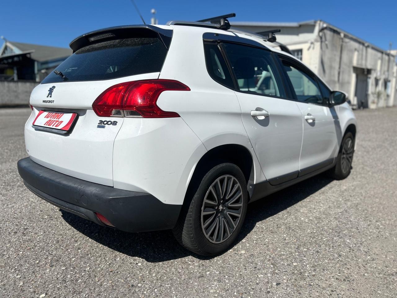 Peugeot 2008 1.6 e-HDi 92 CV URBAN CROSS
