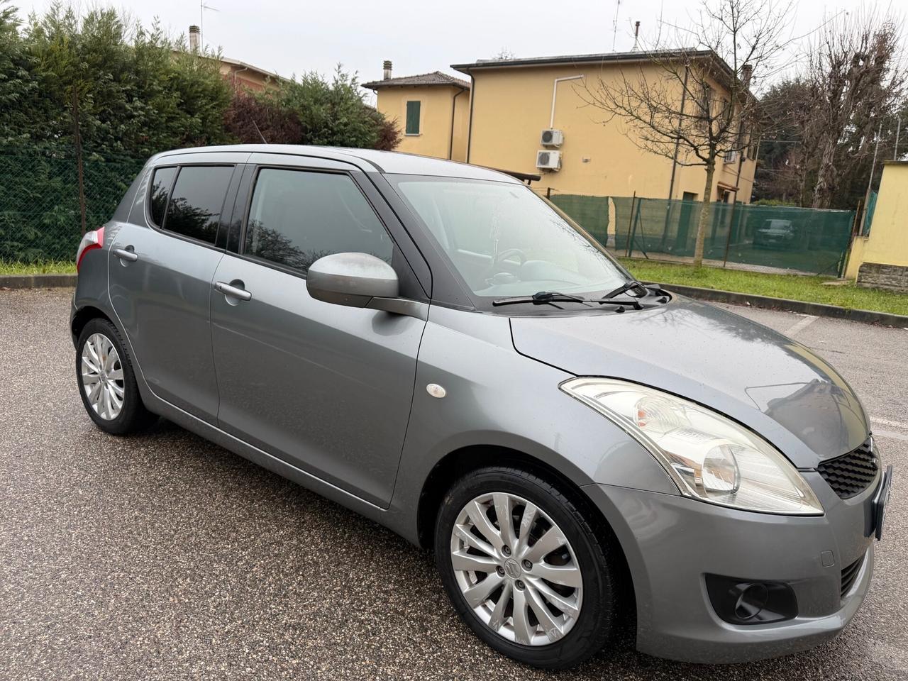 Suzuki Swift 1.2 - NEOPATENTATI - 12 MESI DI GARANZIA -