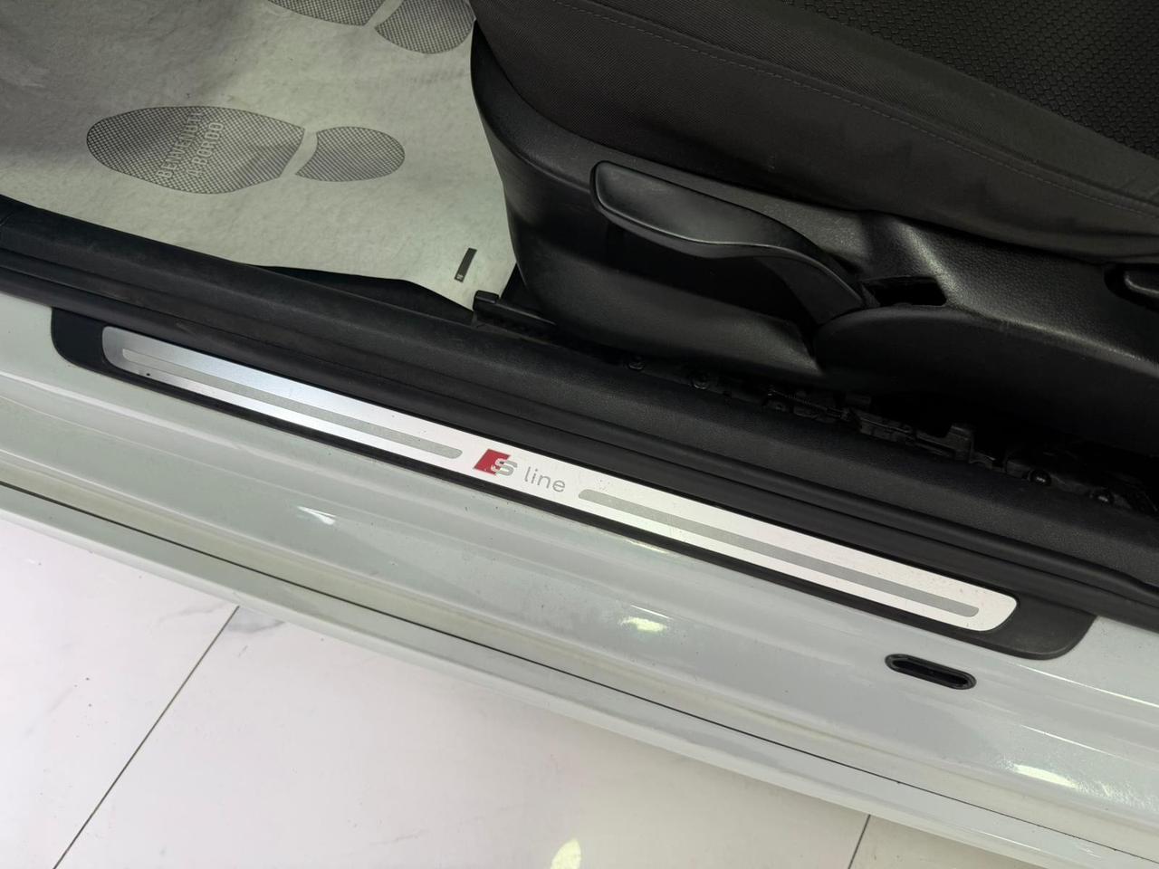 Audi A1 1.6 TDI S line edition