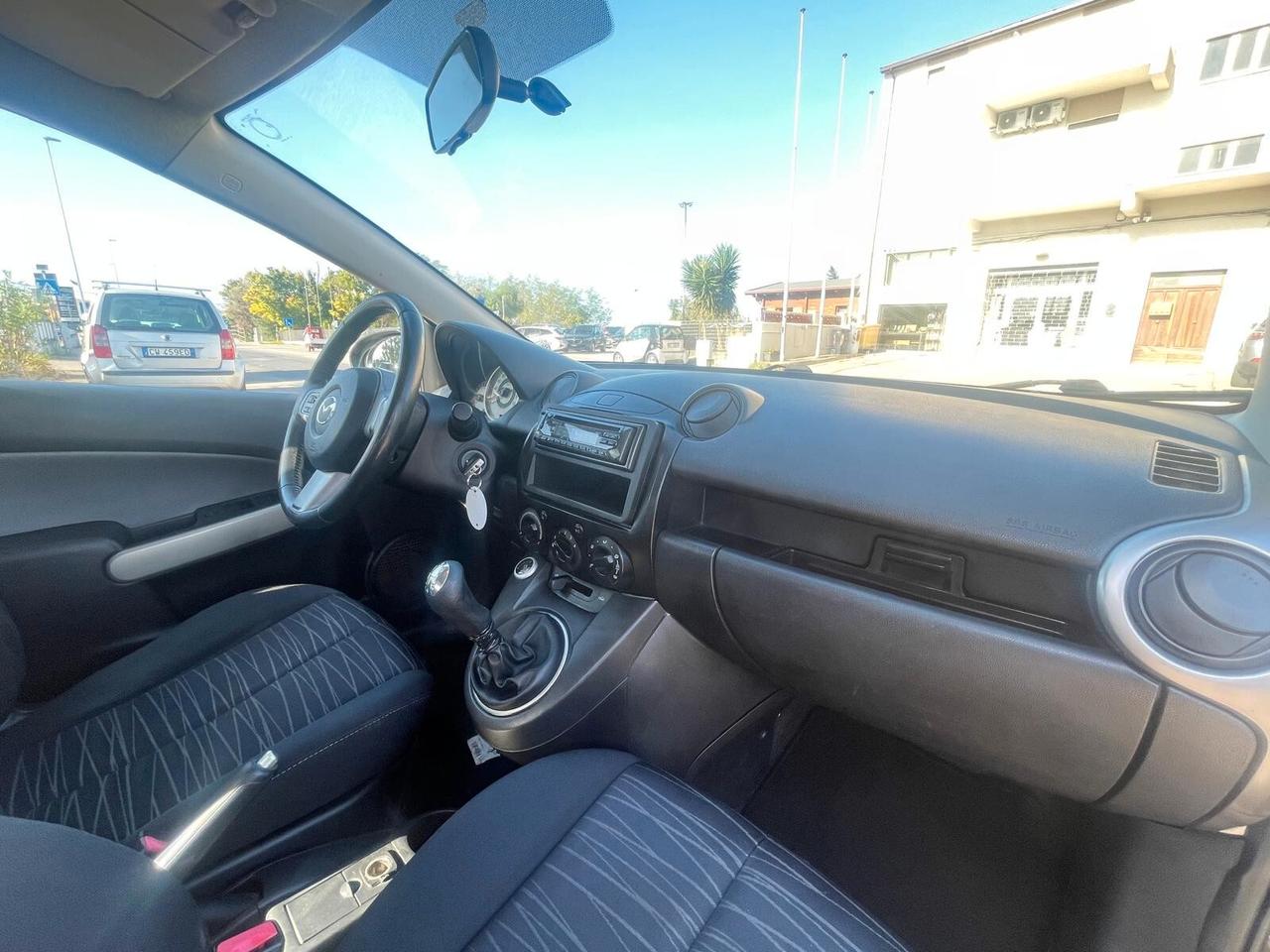 Mazda 2 Mazda2 1.3 16V 75CV 5p. Play GPL