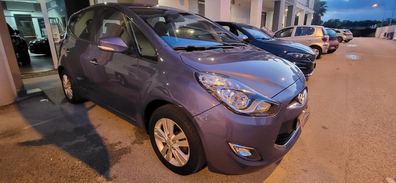 Hyundai iX20 1.4 90 CV Comfort benz o gpl nuovo 10/2012 km 82000