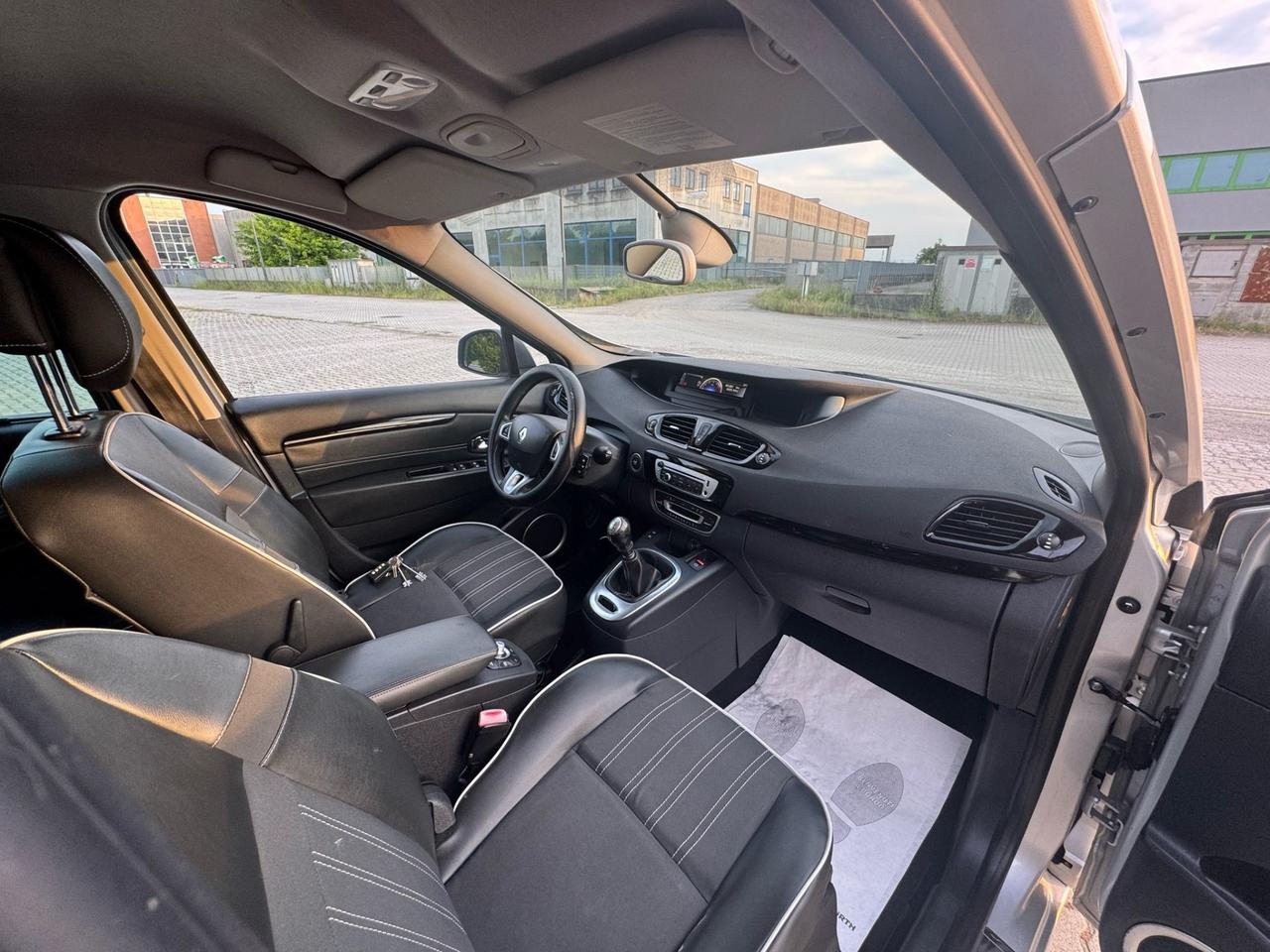 Renault Scenic Scénic XMod 1.6 dCi 130CV Start&Stop Live