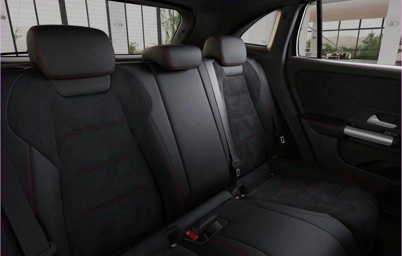 Mercedes-Benz GLA GLA 200 d Automatic AMG Line Advanced Plus Distronic Multibeam Led gancio