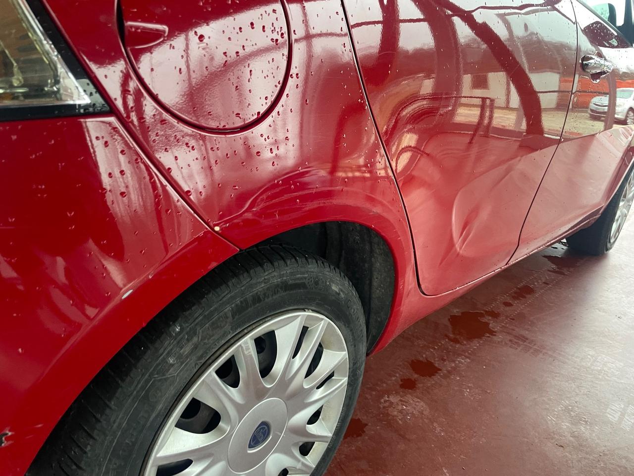 Lancia Ypsilon 1.2 Benzina/GPL - Neopatentati