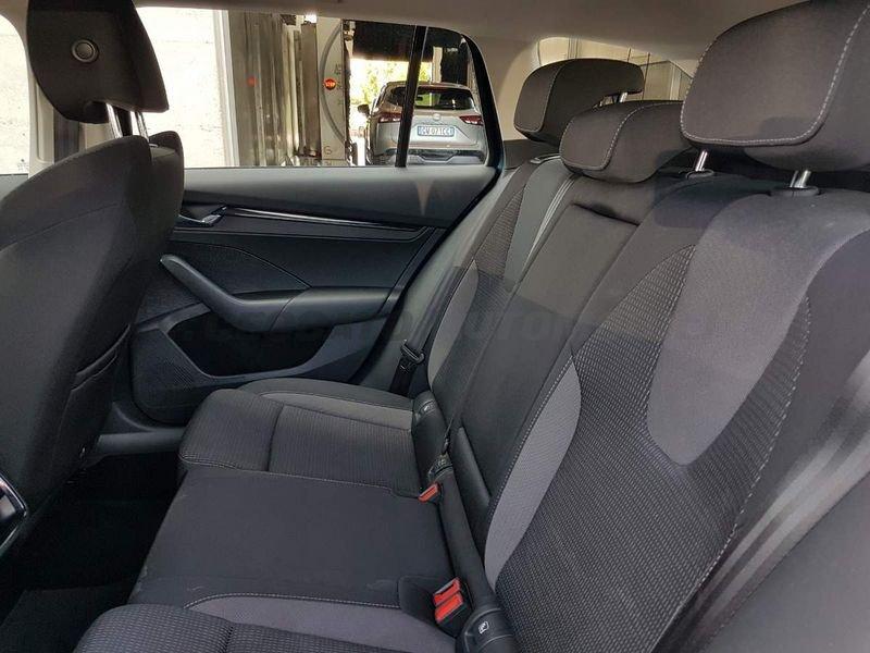 Skoda Octavia Octavia Wagon 2.0 tdi evo Executive 115cv dsg