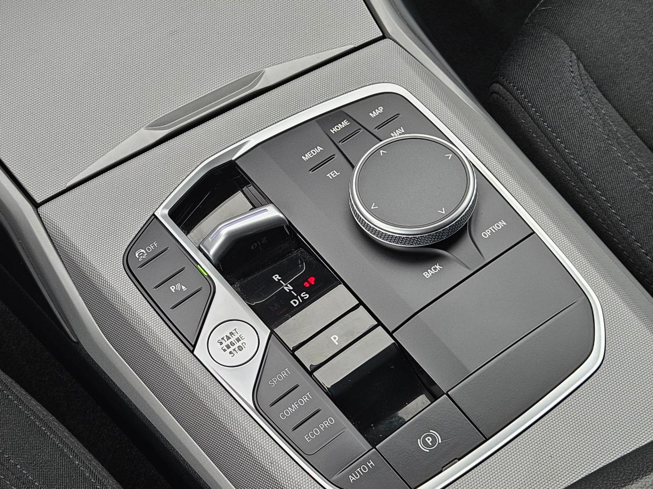 BMW 318 d Touring mhev 48V auto