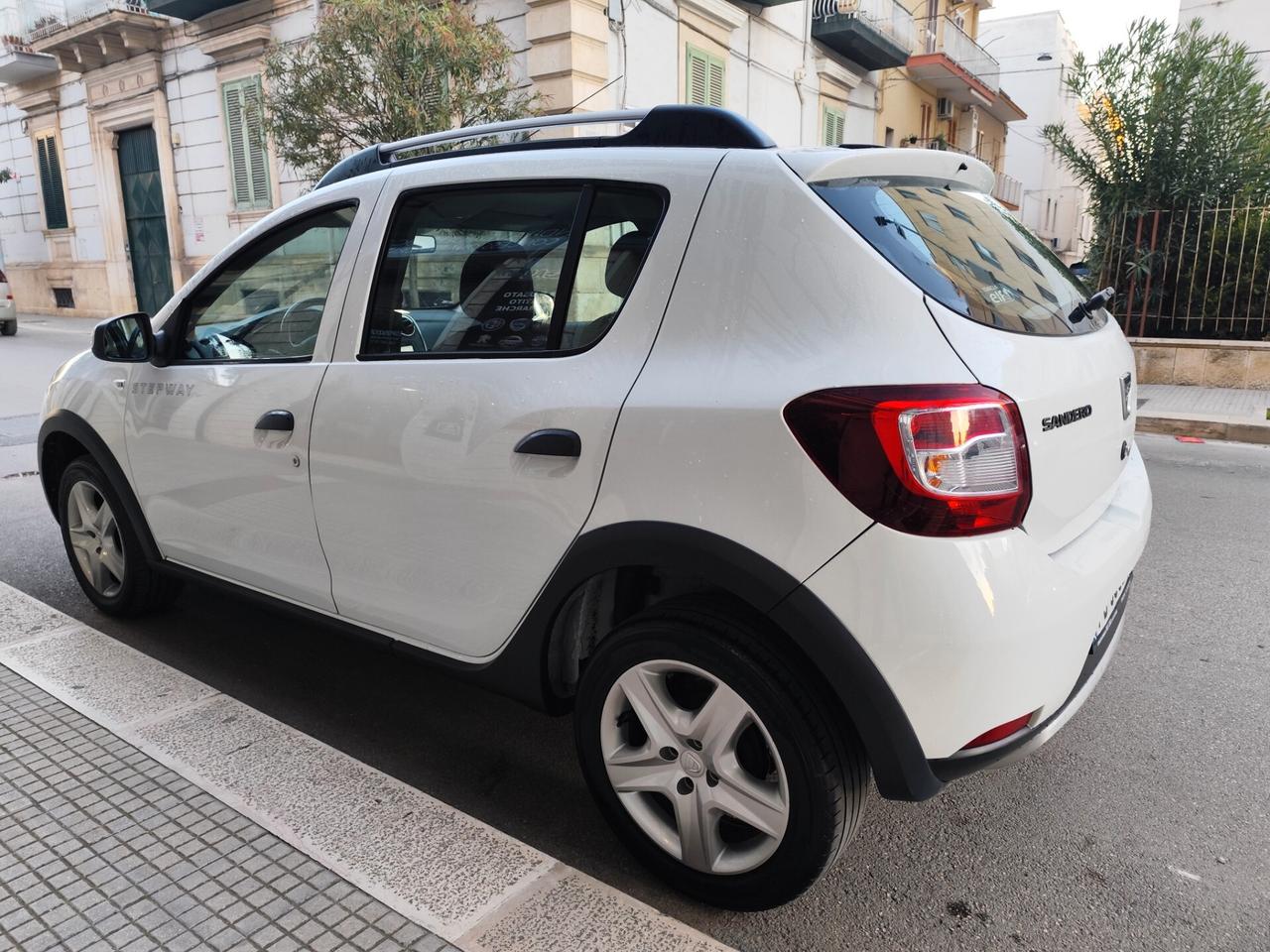 Dacia Sandero Stepway 1.5 dCi 90CV NAVI