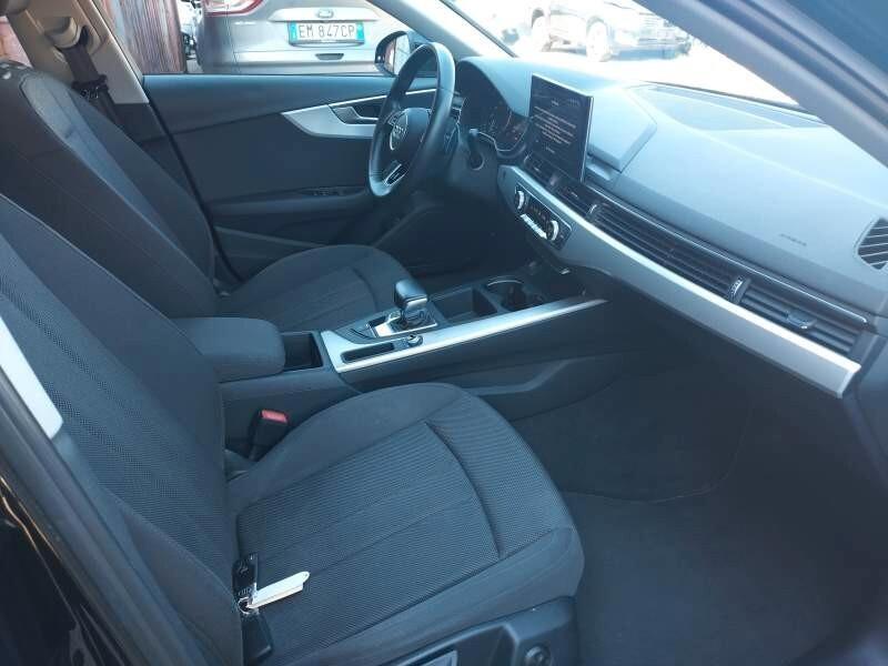 Audi A4 Avant 40 g-tron S tronic ACC- MATRIX !!!