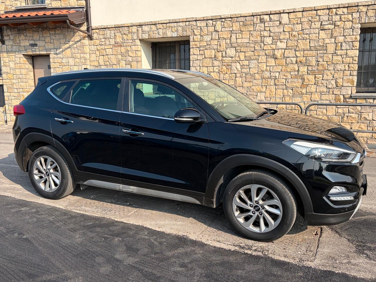 Hyundai Tucson 1.7 CRDi DCT Sound Edition
