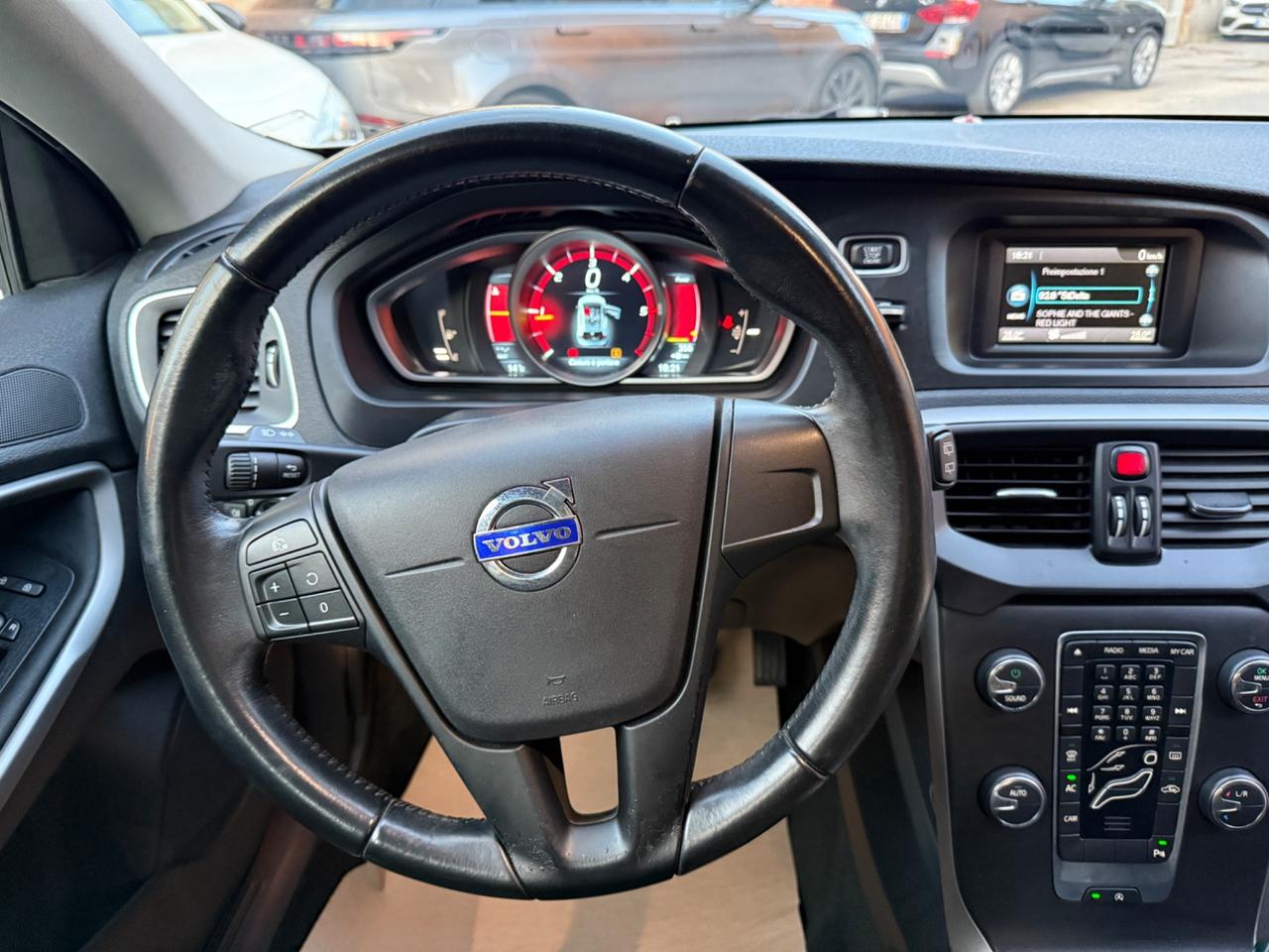Volvo V40 D2 1.6 Summum
