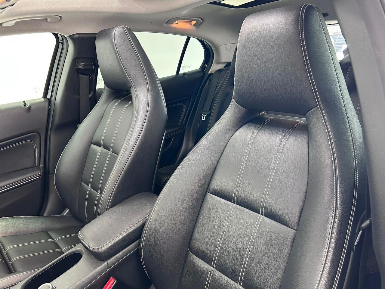 Mercedes-benz GLA 200 d Premium