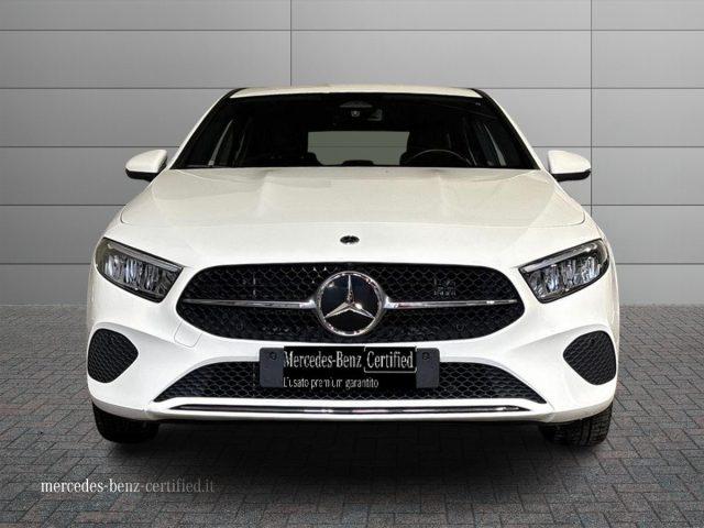 MERCEDES-BENZ A 250 e hybrid EQ Progressive Advanced Plus