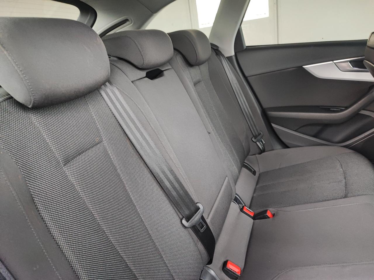 Audi A4 Avant 2.0 TDI 190 CV ultra Sport