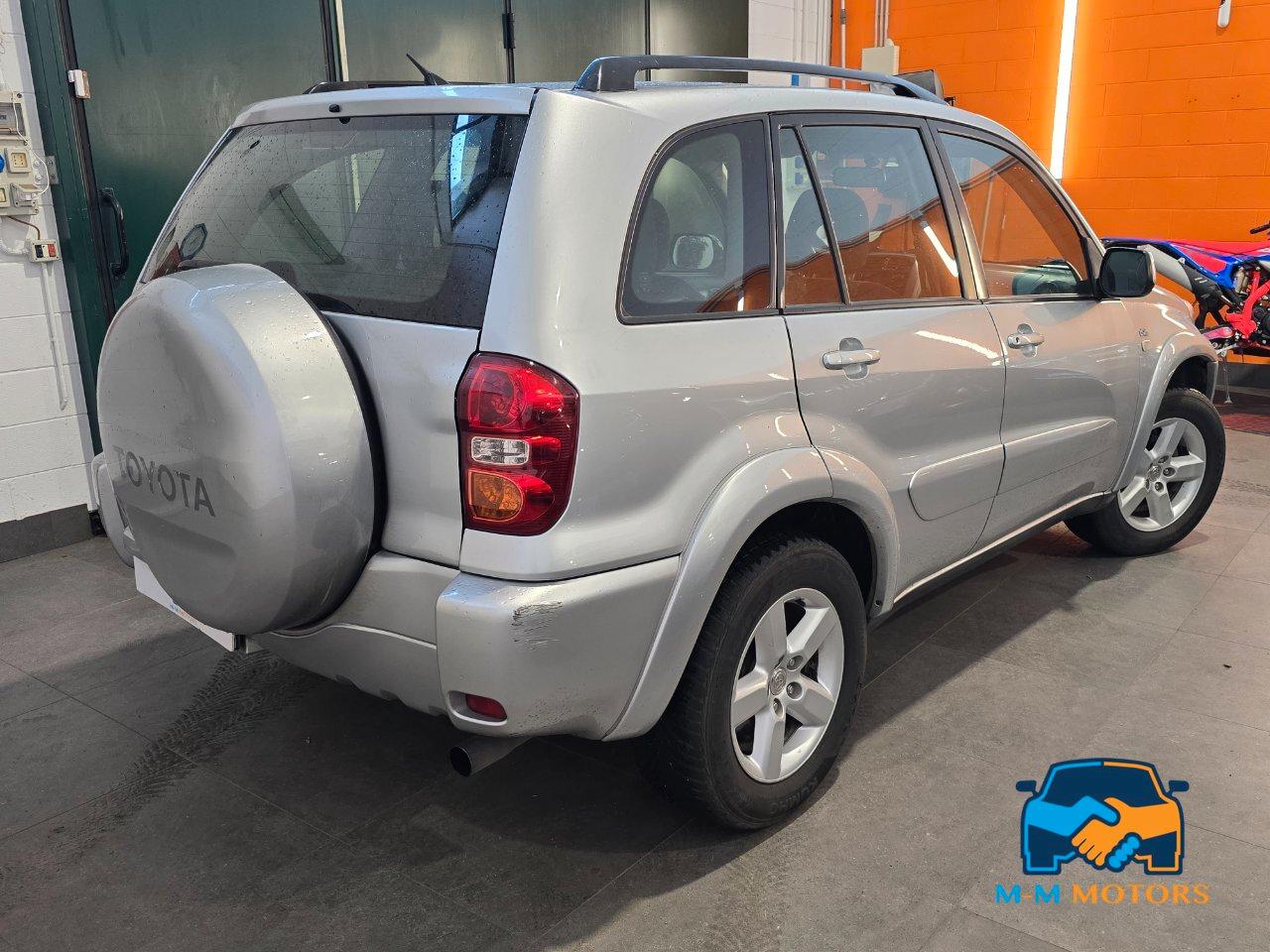 Toyota RAV4 5 Porte RAV4 5p 2.0 d-4d 16v FL