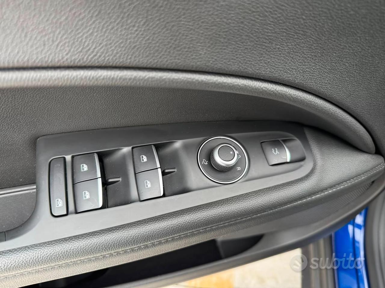 Alfa Romeo Stelvio 2.2 T.D 160CV -TETTO APRIBILE-