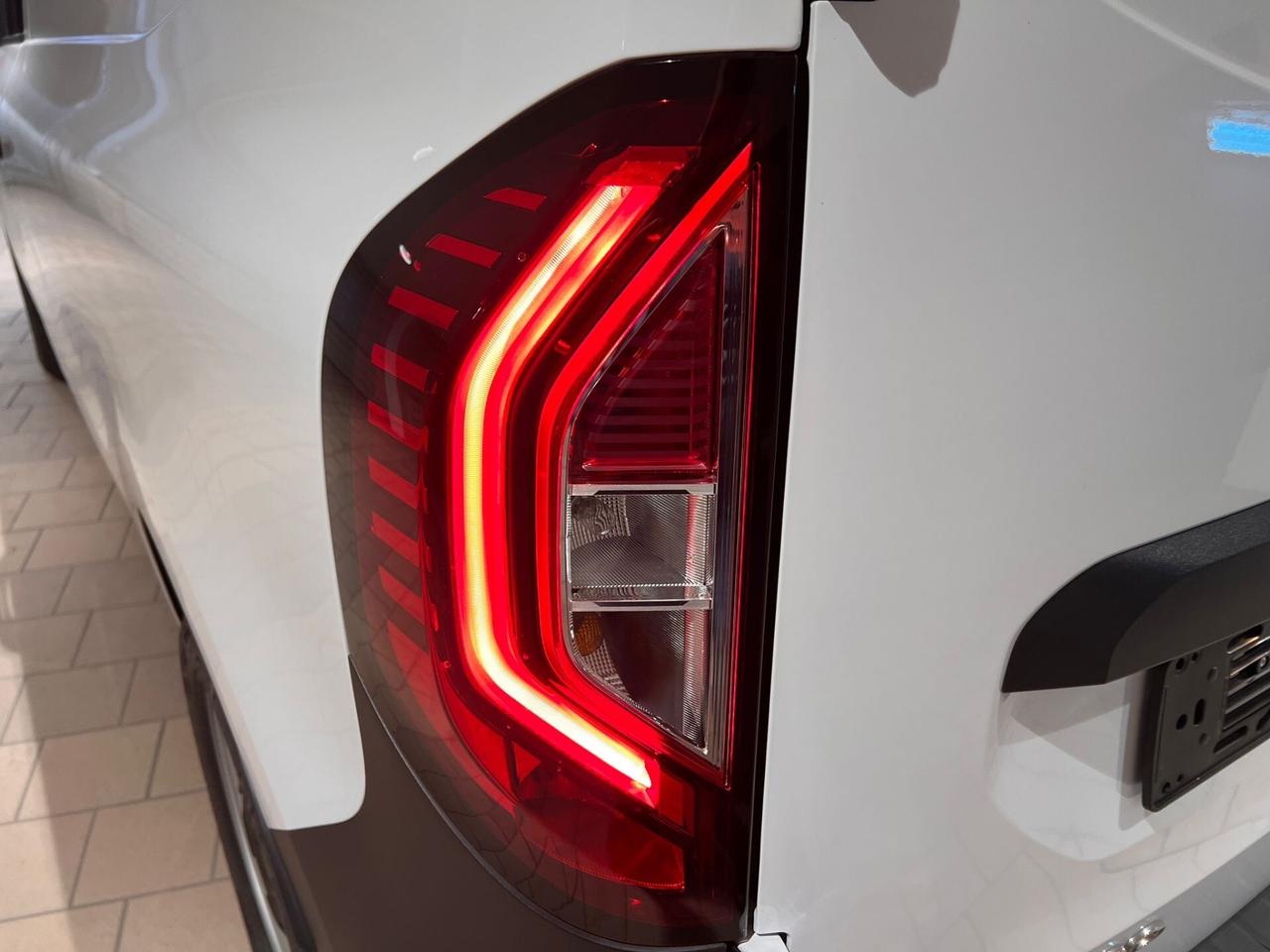 Renault Kangoo Van e tech electric AC22/DC80