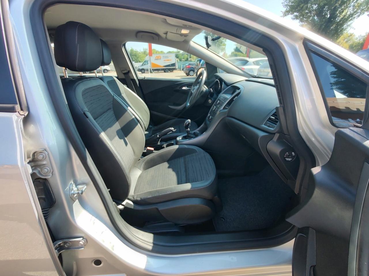 Opel Astra 1.4 140CV Sports Tourer Cosmo, BENZINA\GPL CON SCADENZA 2035, OK NEOPATENTATI, GARANZIA L.12 MESI