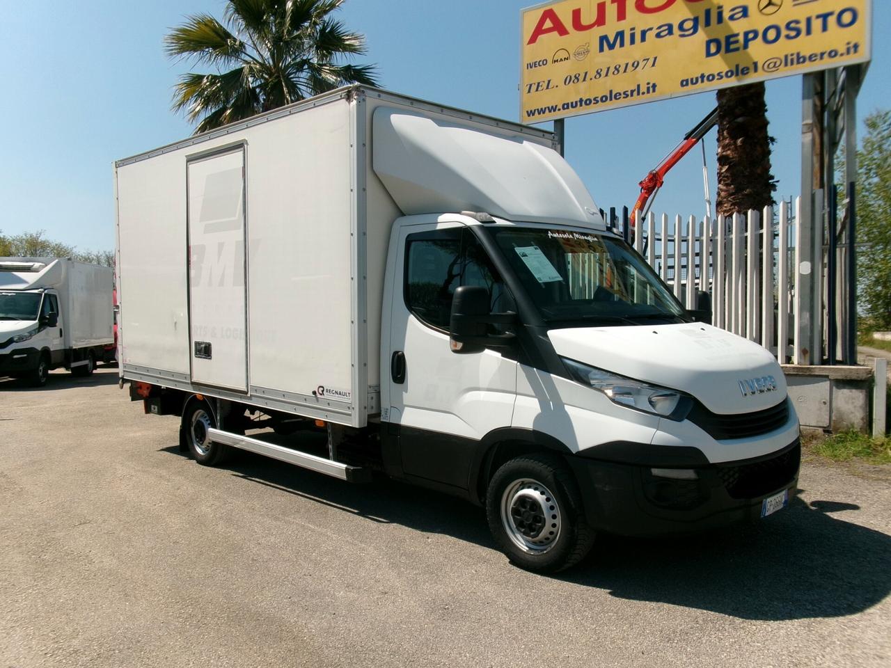 Iveco Daily 35S15 3000 150CV E6 FURGONE+PEDANA CARICATRICE 8 PEDANE 170000KM