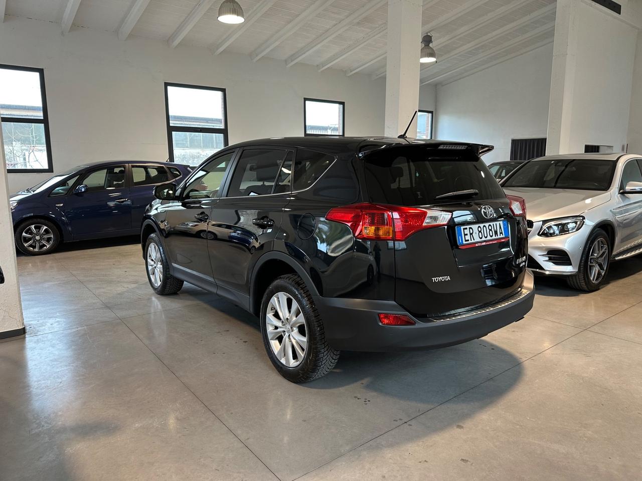 Toyota RAV 4 RAV4 2.2 D-4D 4WD Lounge