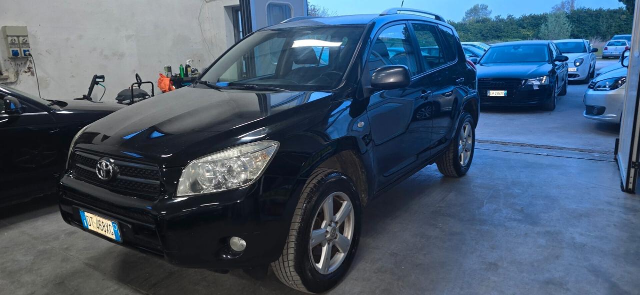 Toyota RAV 4 RAV4 Crossover 2.2 D-4D 150 CV DPF Luxury