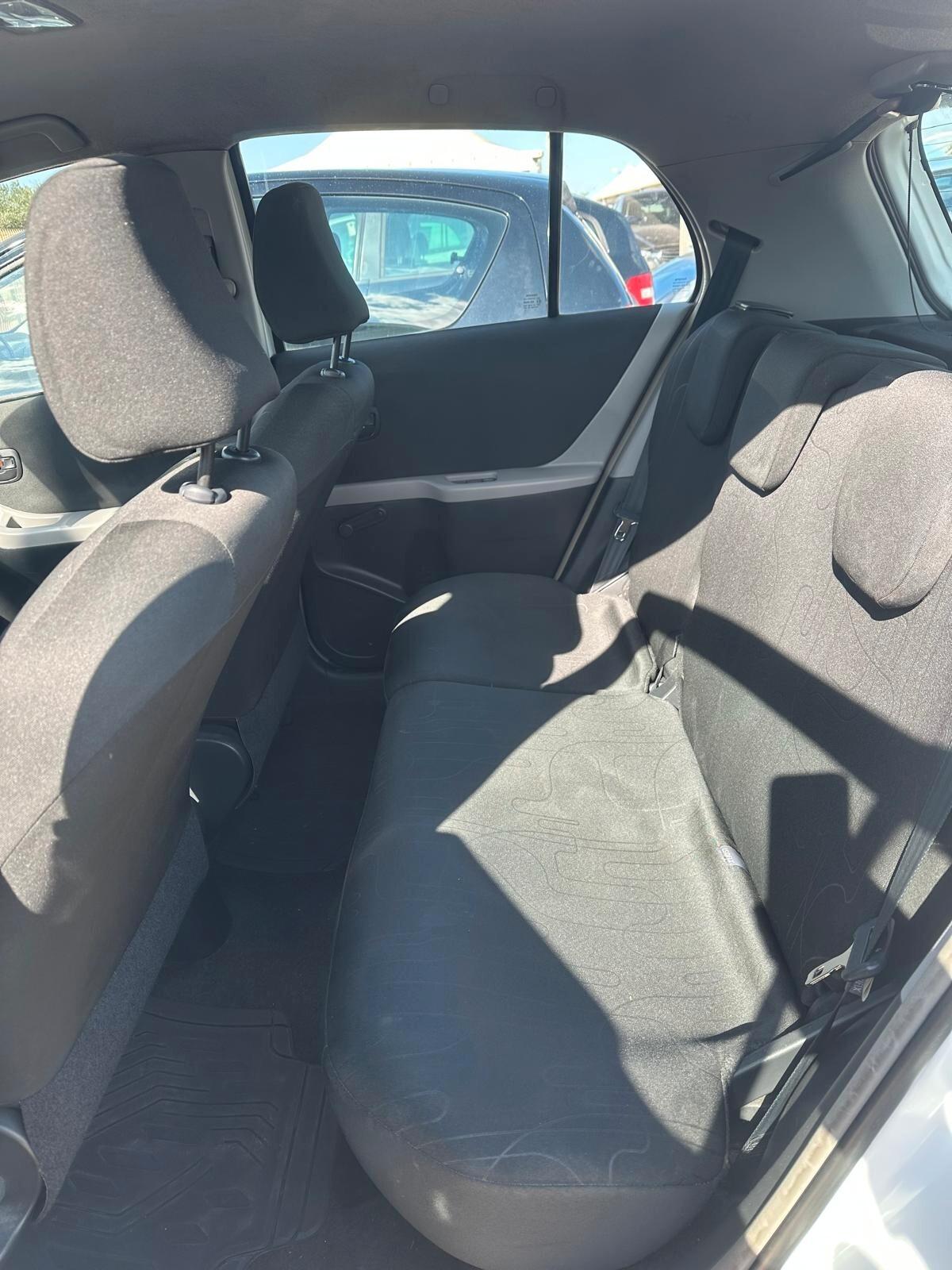 Toyota Yaris 1.0 GPL