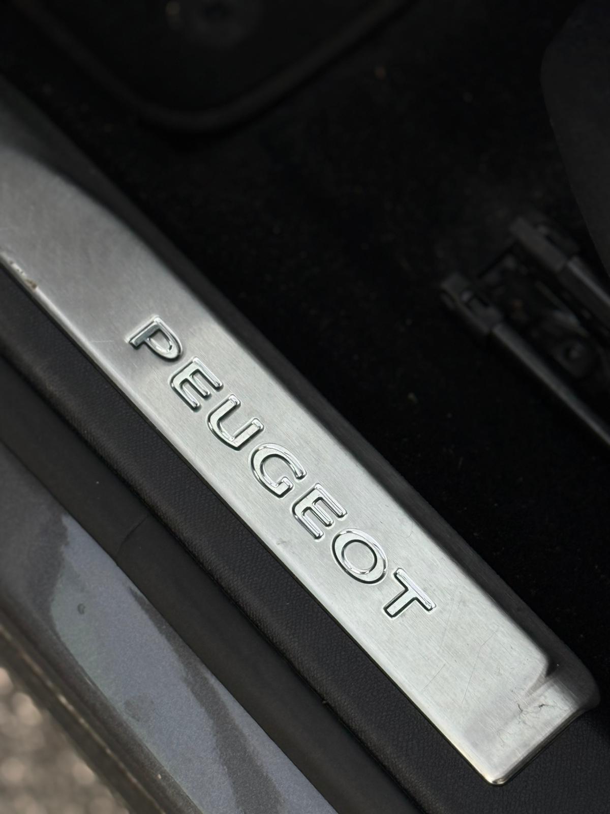 Peugeot 3008 Gt Line 1.5 Diesel 130cv.