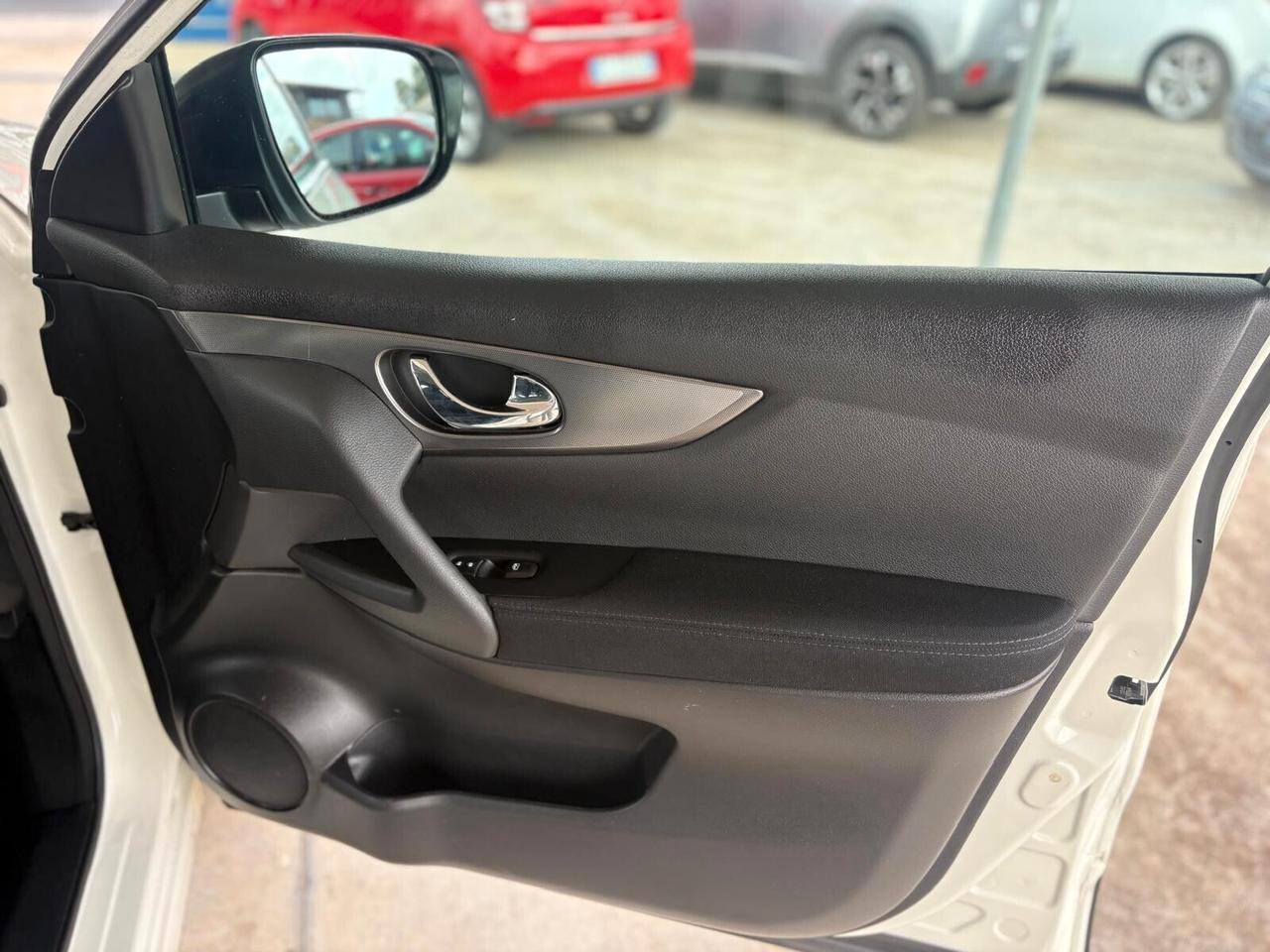 Nissan Qashqai 1.6 dCi 2WD XTronic Tekna