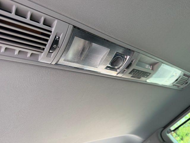 VOLKSWAGEN Caravelle 2.0 TDI DSG 140 CV 7 POSTI NAVIGATORE RETROCAMERA