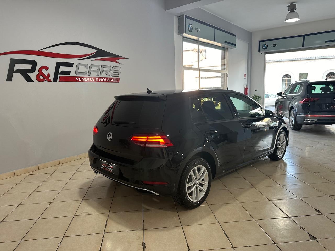 Volkswagen Golf 1.6 TDI 115CV DSG 5p. Business BlueMotion Technology