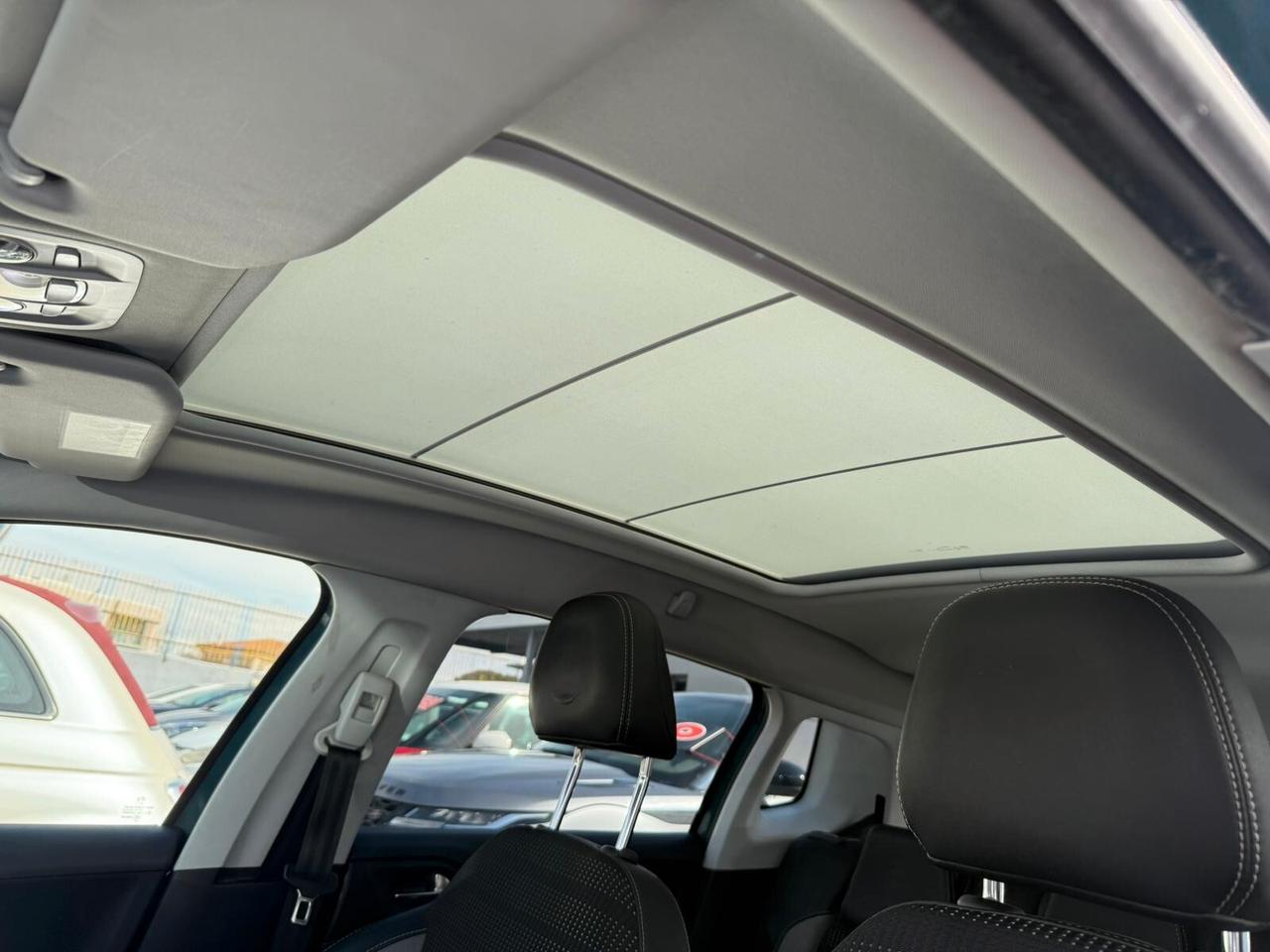 Peugeot 2008 BlueHDi 120 S&S Allure