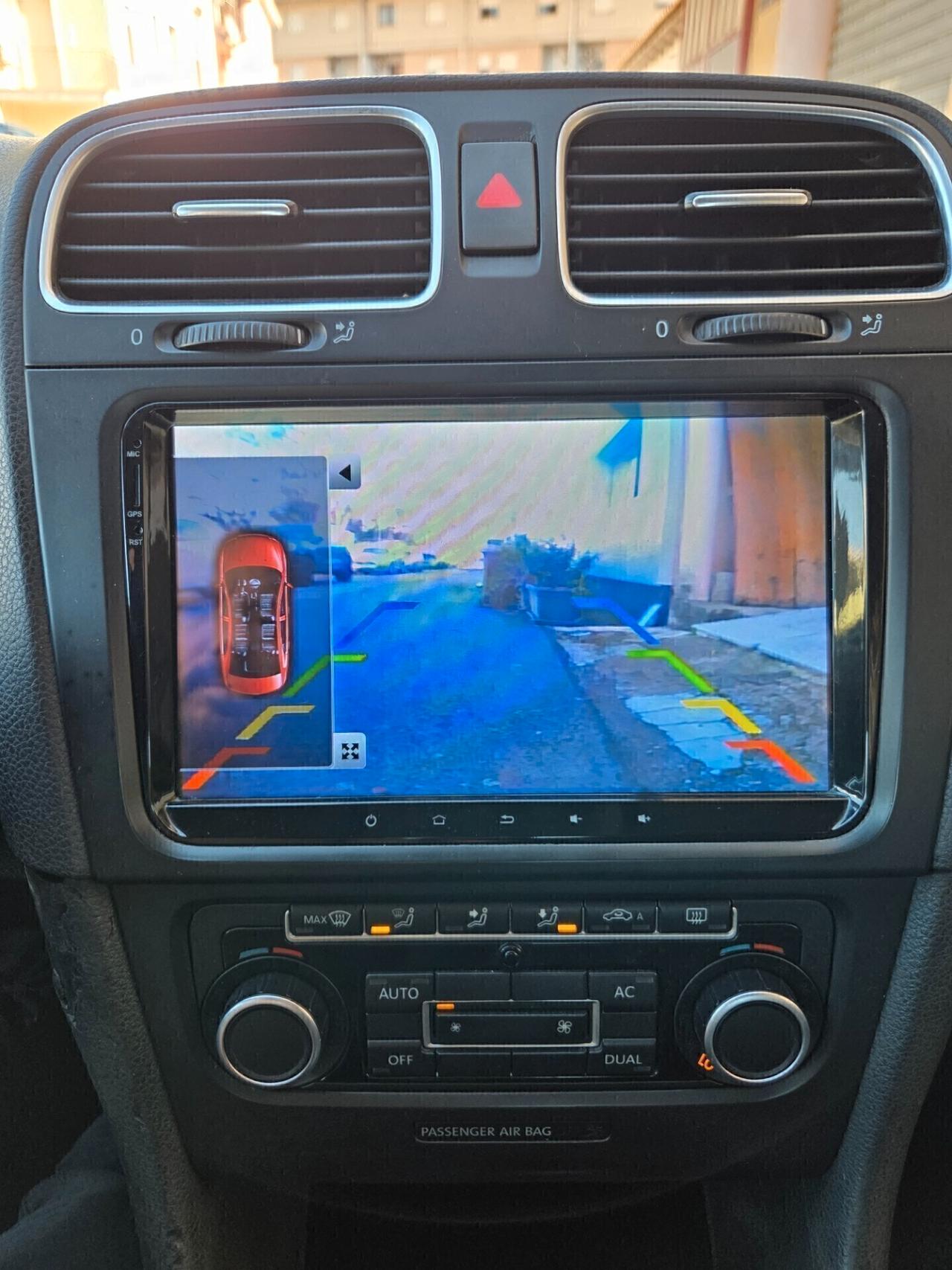 Volkswagen Golf 1.6 TDI NEOPATENTATI!!!!