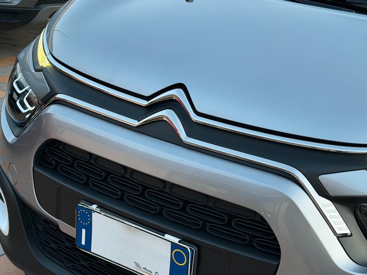 Citroen C3 1.5 BLUEHDI 100 cv. YOU