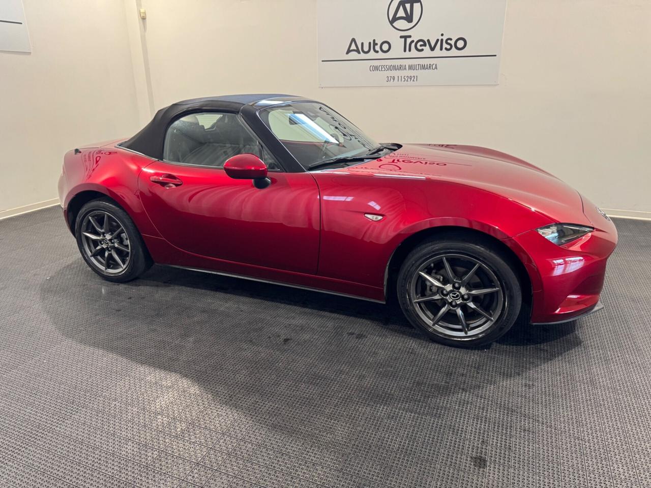 Mazda MX-5 1.5L Skyactiv-G Exceed