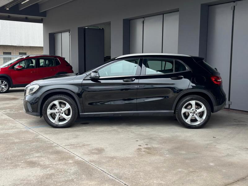 Mercedes GLA 200 d Premium 4matic auto