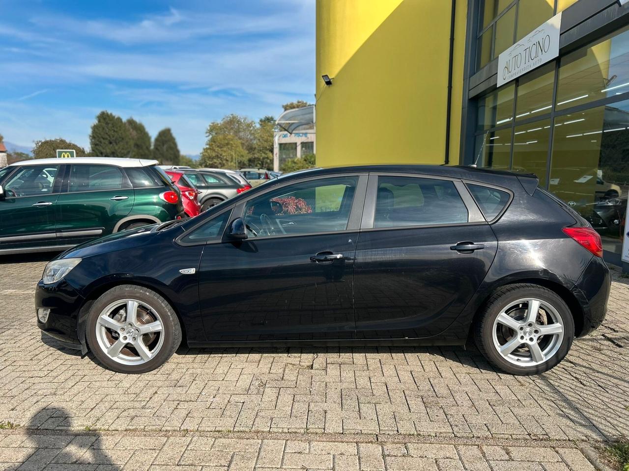 Opel Astra 1.3 CDTI 95CV S&S 5 porte Cosmo