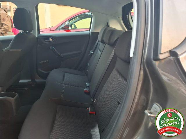 PEUGEOT 208 1° serie PureTech 82 Stop&Start 5 porte Active UNI