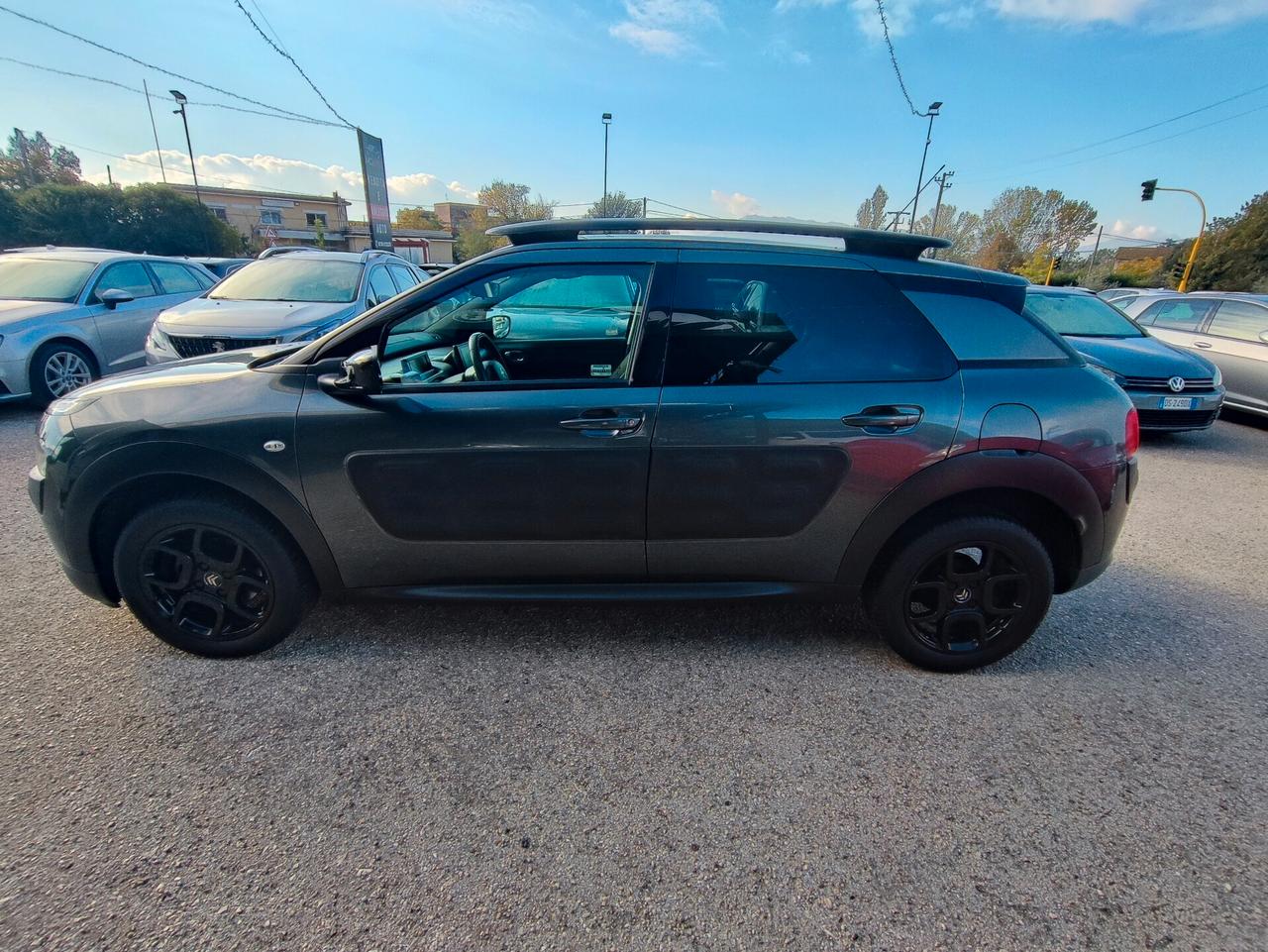 Citroen C4 Cactus PureTech 82 Shine