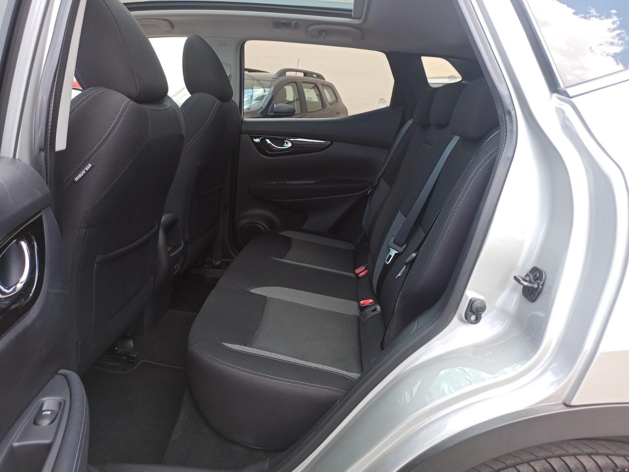 Nissan Qashqai 1.5 dCi 115 CV N-Connecta Tetto Panoramico