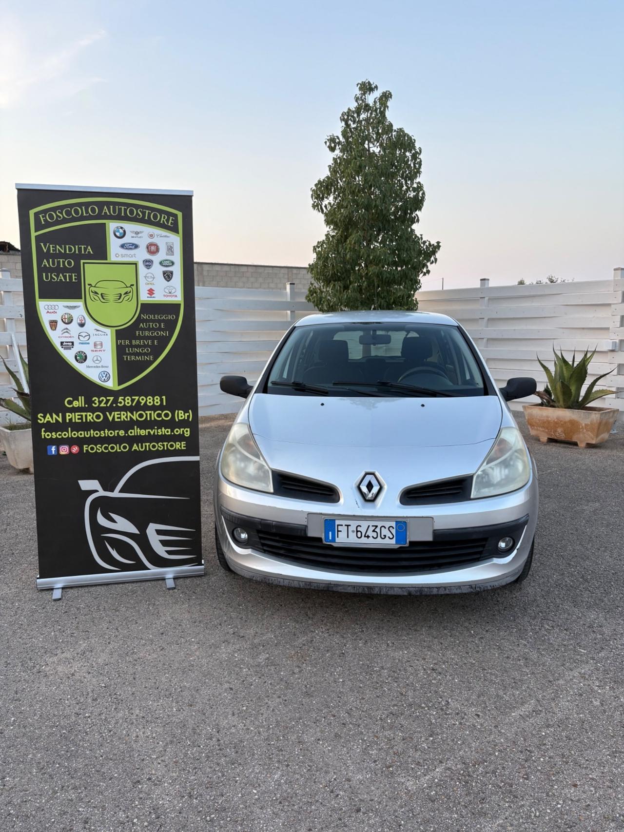 Renault Clio 1.2 5 porte 116.000 km adatta a neopatentati