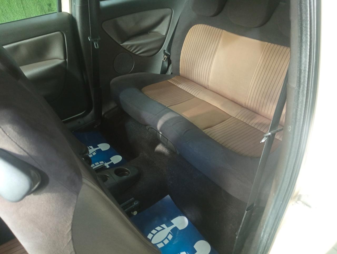 Lancia Ypsilon 1.2 Oro Bianco prov nord ok neopatent