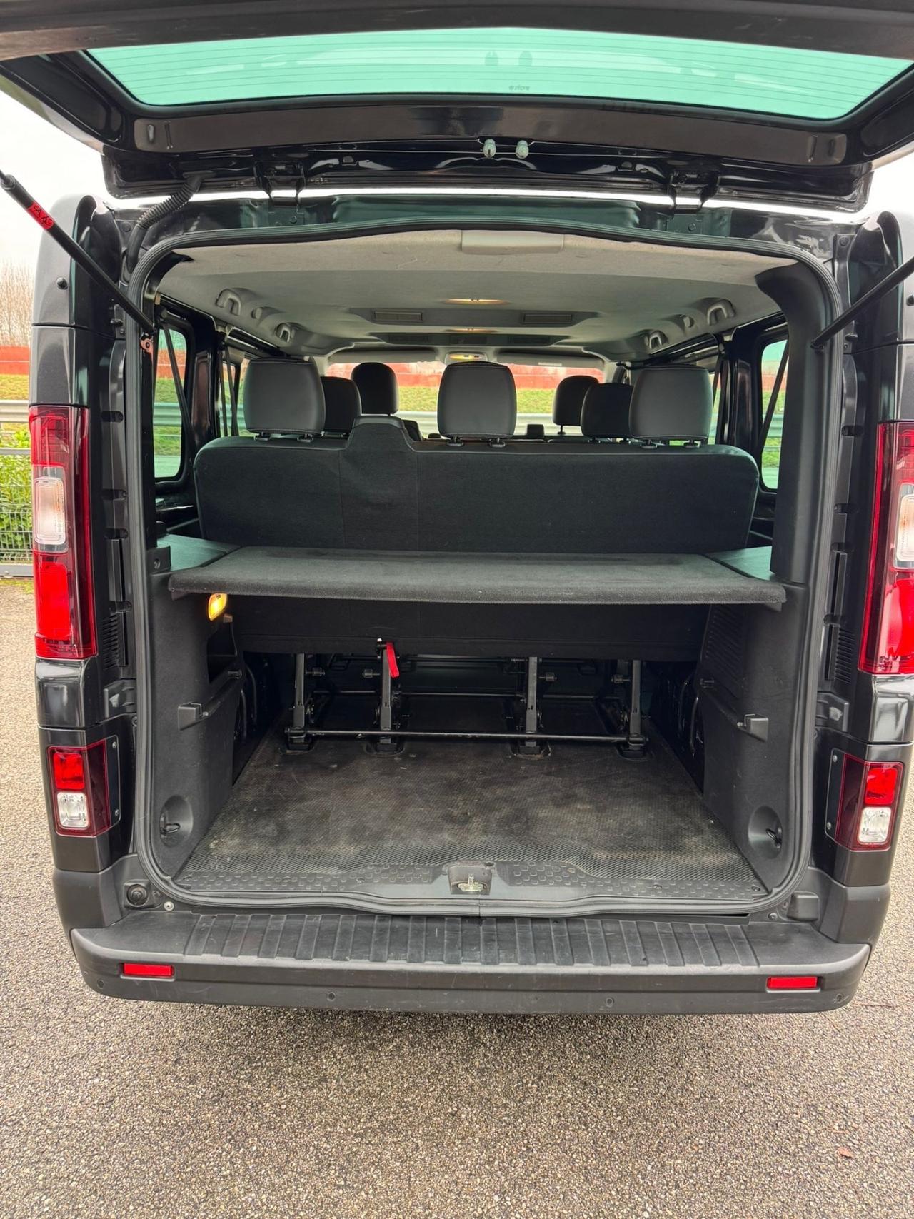 Renault Trafic T27 2.0 dCi 145CV PC-TN Intens Energy