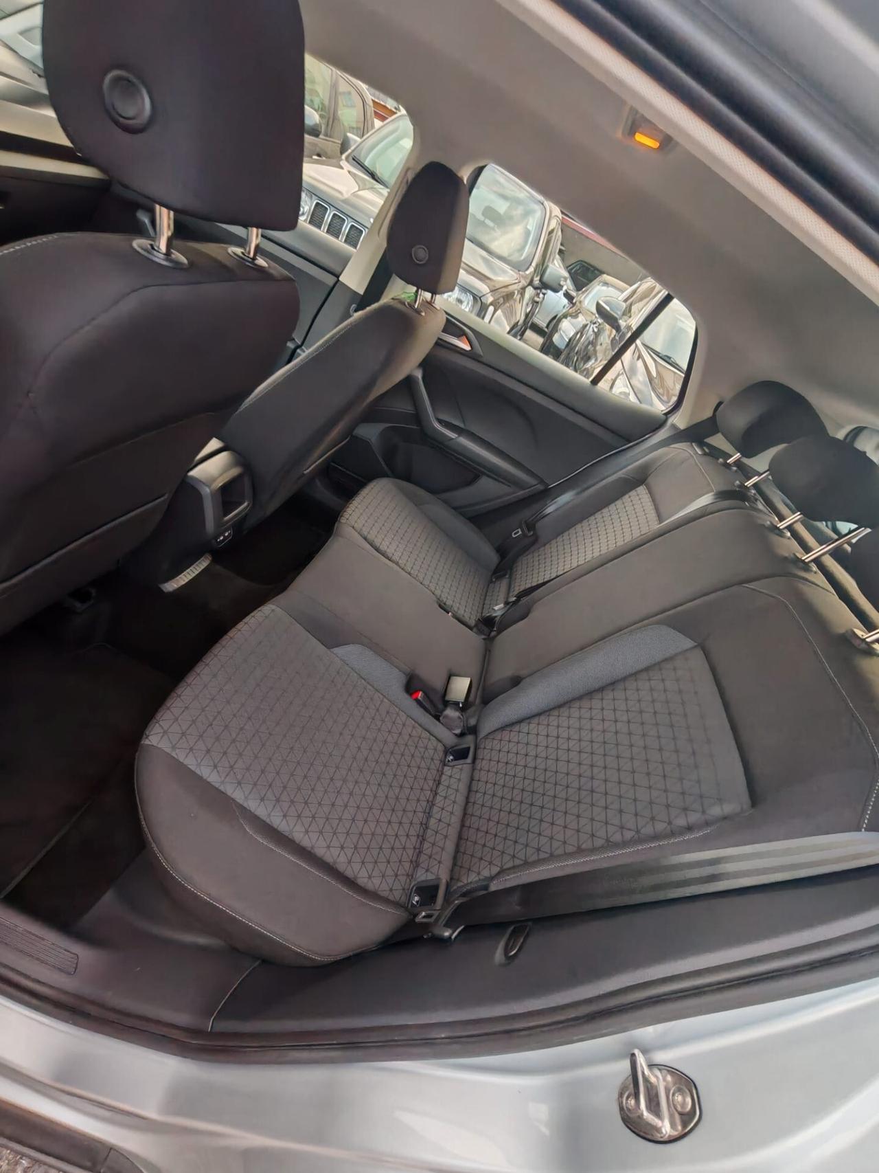 Volkswagen T-Cross 1.0 TSI 110 CV Advanced