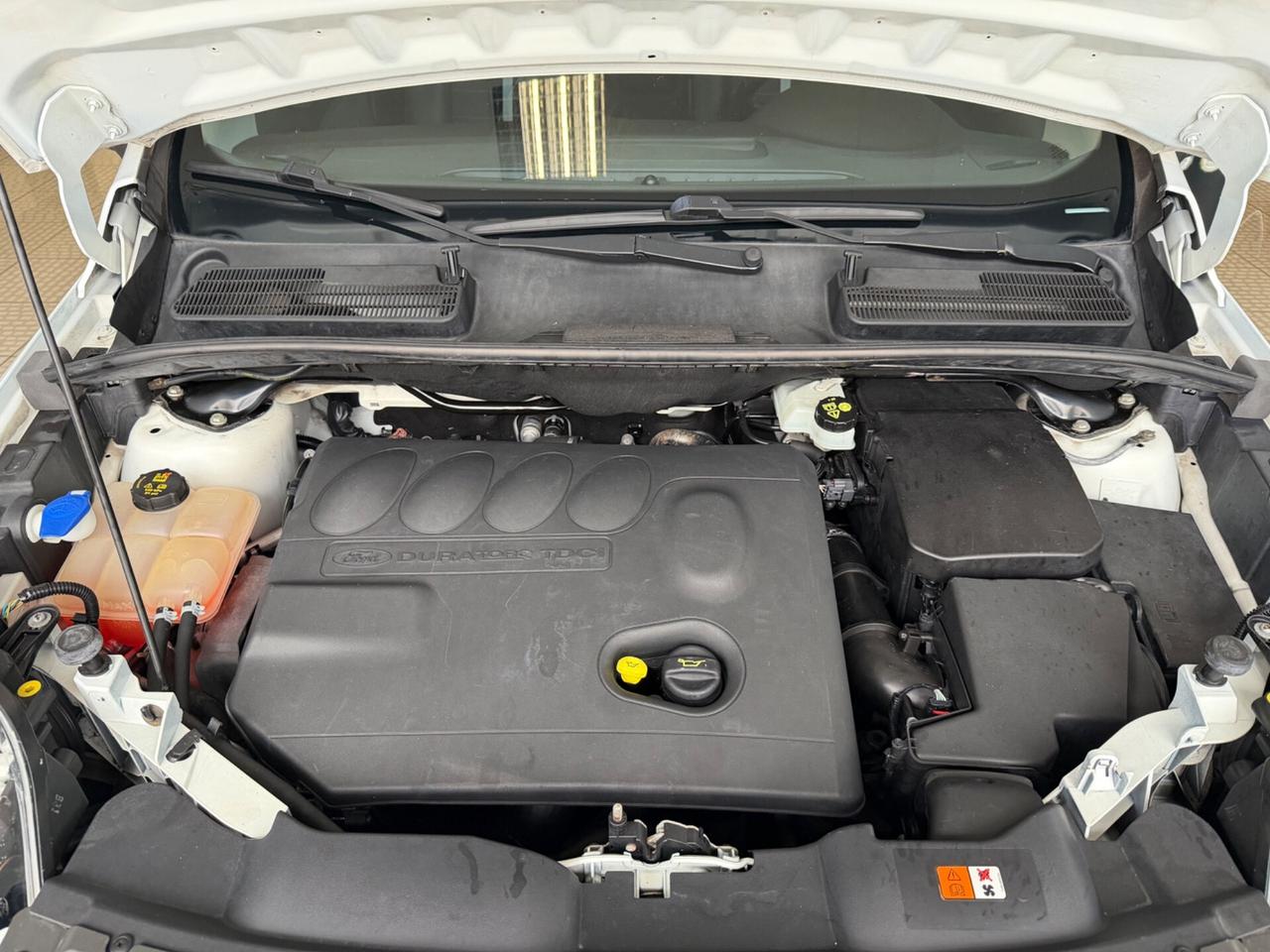 Ford Kuga 2.0 TDCi 136 CV 4WD Titanium DPF