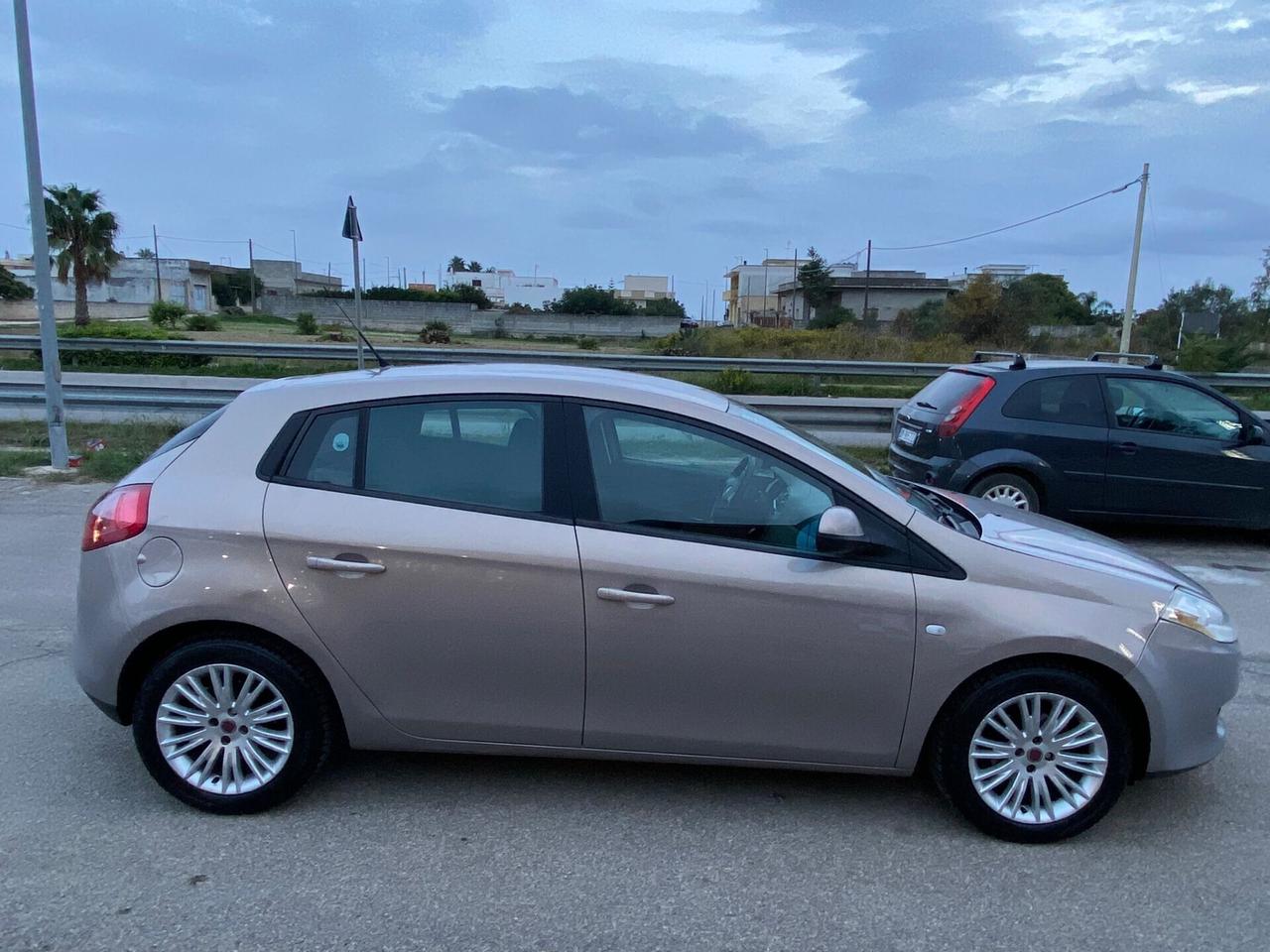 Fiat Bravo 1.4 Dynamic GPL Unipro 2010