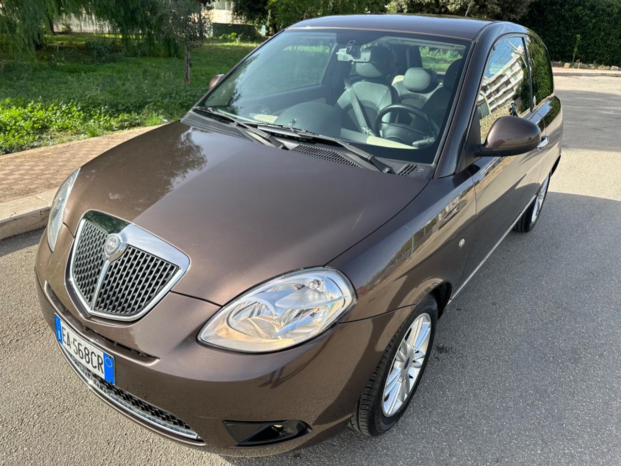 Lancia YPSILON 1.4 Platino GPL 2010 - BELLA!!!