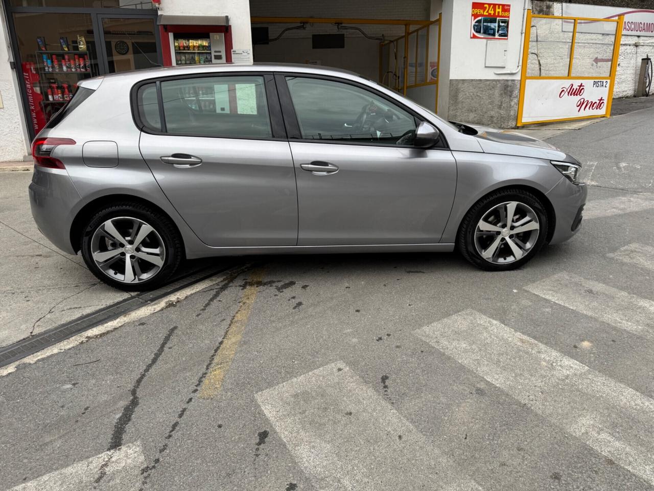 PEUGEOUT 308 1.6 HDI AUTOMATICO 120CV