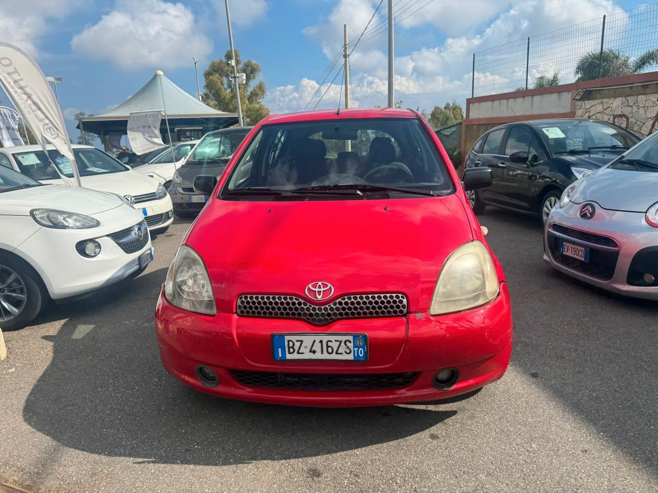 Toyota Yaris 1.3i 16V cat 5 porte Luna