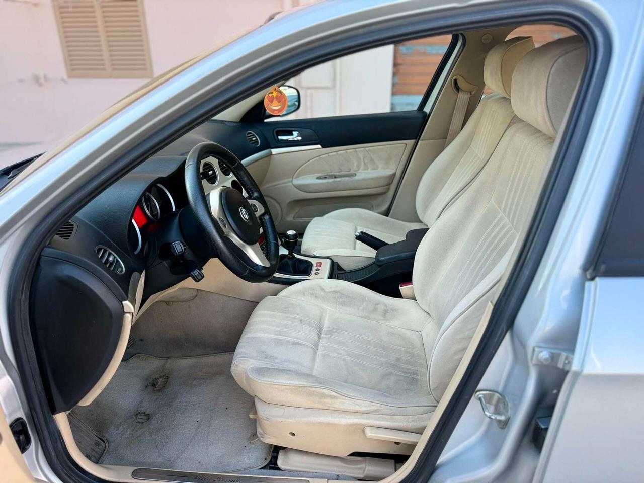 Alfa Romeo 159 1.9 JTDm Sportwagon Distinctive