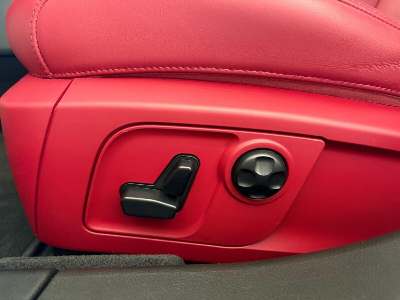 Maserati Ghibli GRANSPORT 3.0 V6 250cv - UNICO PRO